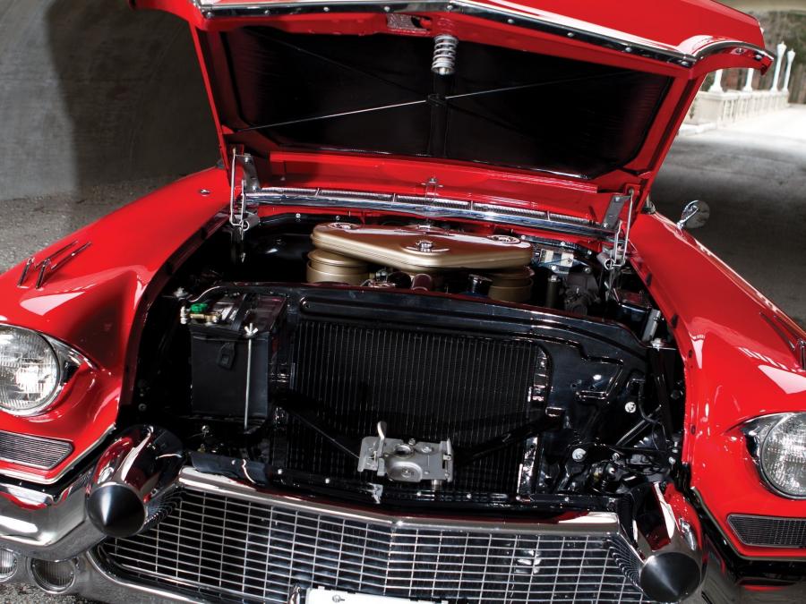  Cadillac Eldorado Biarritz Convertible 1957 года  (фото 16 из 98)